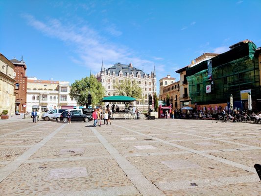 Casa Botines by null