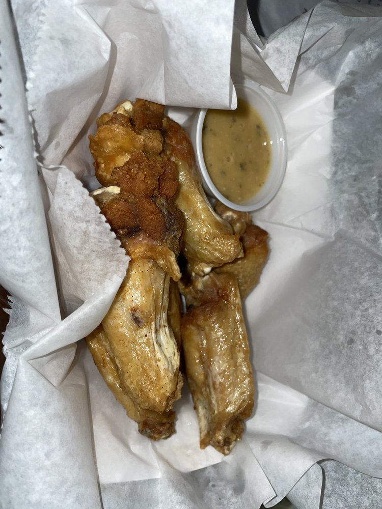 THE RIVER’S EDGE BAR AND GRILL Updated August 2024 162 Photos & 132