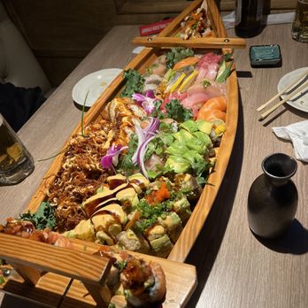 Japanese Castle Sushi & Roll - Paramount  - The boat - Sushi Bars Near Me - Paramount, California