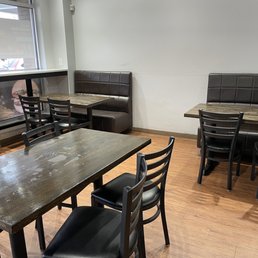 Seating area Seating area