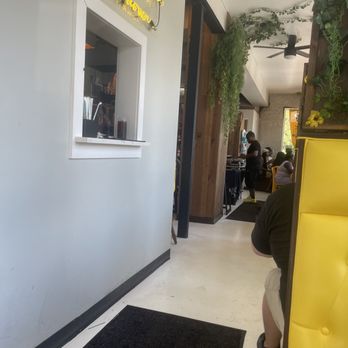 Rise N Shine  - Restaurant - Breakfast & Brunch Near Me - Syracuse, New York