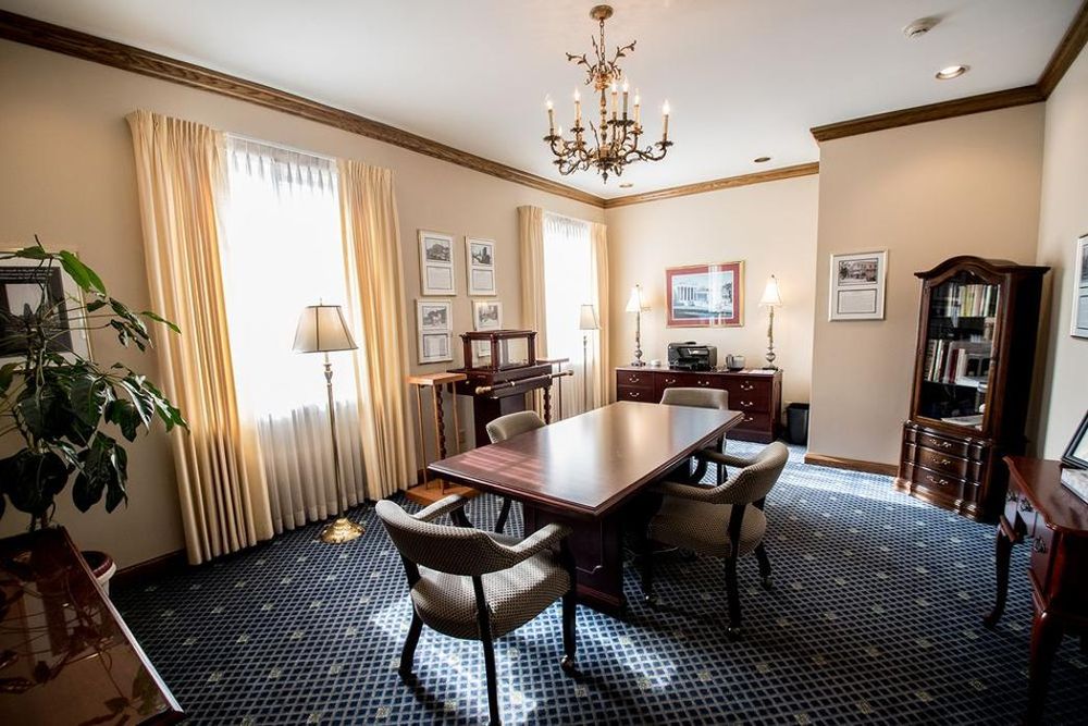 AMIGONE FUNERAL HOME Updated September 2024 38 Photos 2600