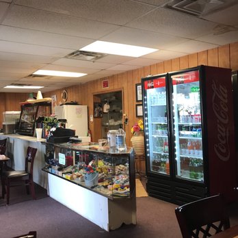 El Sazon De La Abuela - the inside of a restaurant - Mexican Near Me - Muleshoe, Texas El Sazon De La Abuela - the inside of a restaurant - Mexican Near Me - Muleshoe, Texas
