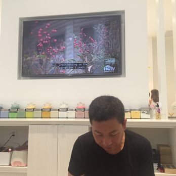 Tutti Nails & Spa - really great tv / set up :) - Nail Salons Near Me - Brooklyn, New York