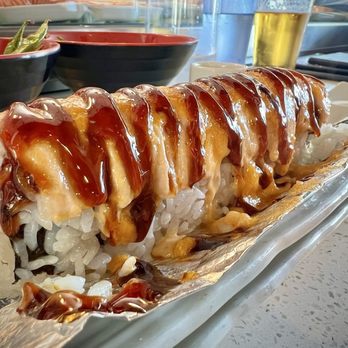 Happy Sushi - Baked salmon roll - Sushi Bars Near Me - Palm Springs, California Happy Sushi - Baked salmon roll - Sushi Bars Near Me - Palm Springs, California