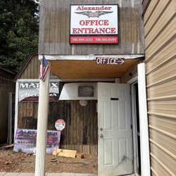 Alexander Auto Glass - Office entrance