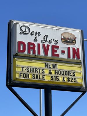 Don & Jo's Drive-In by null