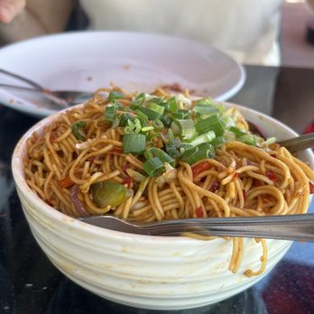 Red Hot Chilli Pepper - Chilli Garlic Noodles - Halal Near Me - Fremont, California