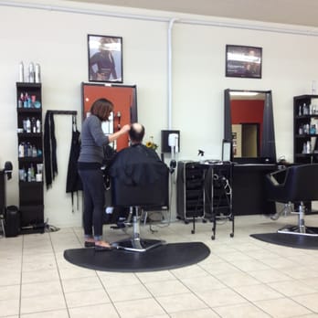 Salon Ethos - Jim getting his hair(s) styled by Ellen @Salon Ethos - Hair Salons Near Me - Newport, Oregon
