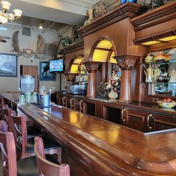 Historic Anchorage Hotel - Bar - Hotels Near Me - Anchorage, Alaska Historic Anchorage Hotel - Bar - Hotels Near Me - Anchorage, Alaska