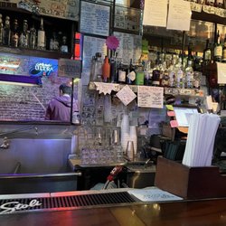 Brackins - Bar area