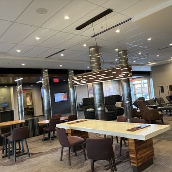 Courtyard by Marriott Houston Intercontinental Airport - Hotels Near Me - Houston, Texas