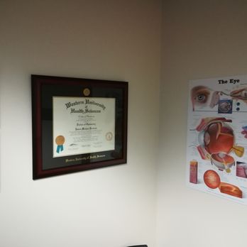 Linn County Vision Center - The eye: exam room - Optometrists Near Me - Albany, Oregon Linn County Vision Center - The eye: exam room - Optometrists Near Me - Albany, Oregon