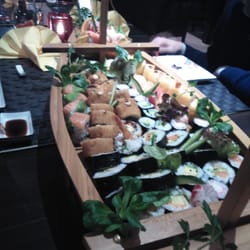 Bonsai Sushi - Bootje varen