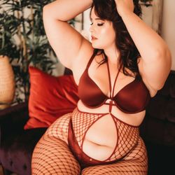 Eclipse Boudoir Photography - Sexy lingerie wedding plus size boudoir photography image Boston, MA