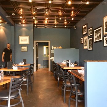 Black Duck Tavern - Dining area. - Cocktail Bars Near Me - East Providence, Rhode Island