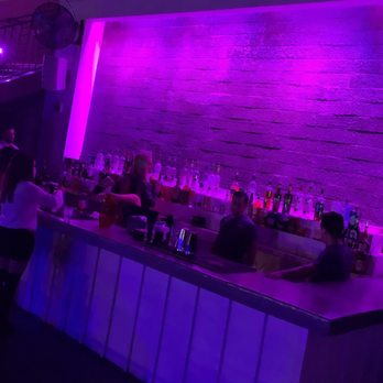 77 Degrees Rooftop - First level bar - Lounges Near Me - Houston, Texas