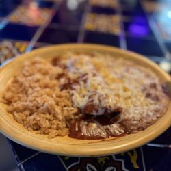 El Toro Bronco - Ground beef enchilada plate