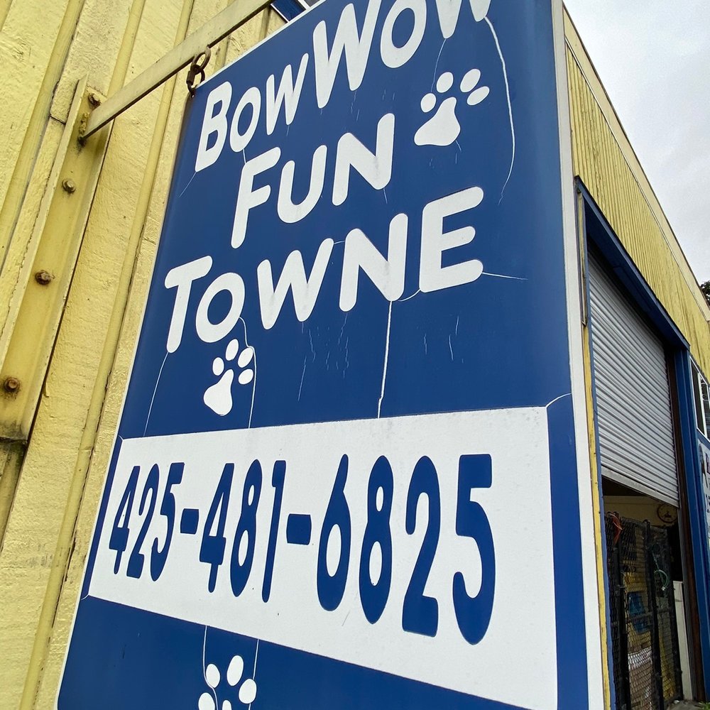 Bowwow Fun Towne - Pet Sitting Near Me - Kenmore, Washington Bowwow Fun Towne - Pet Sitting Near Me - Kenmore, Washington