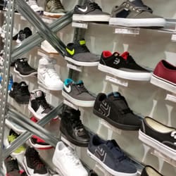 Foot Locker - Scarpe