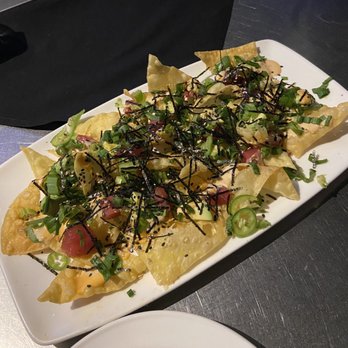 Yard House - Poke Nachos - New American Near Me - Burlington, Massachusetts Yard House - Poke Nachos - New American Near Me - Burlington, Massachusetts