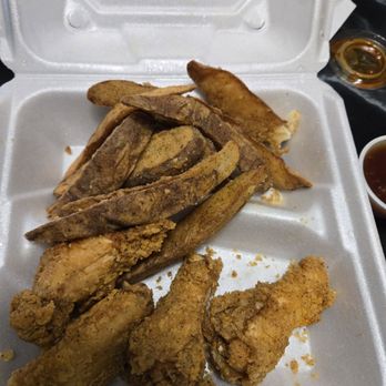 Pantry Fried Chicken - Wings with wedges - Chicken Shop Near Me - Greensboro, North Carolina Pantry Fried Chicken - Wings with wedges - Chicken Shop Near Me - Greensboro, North Carolina