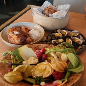 Bear at Stanly Ranch - Farm vegetables, sourdough, miyagi oysters, half chicken - New American Near Me - Napa, California Bear at Stanly Ranch - Farm vegetables, sourdough, miyagi oysters, half chicken - New American Near Me - Napa, California
