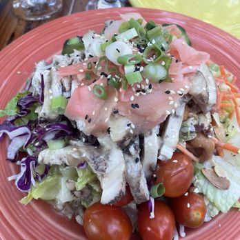 Tower Cafe - Chinese Chicken Salad - Breakfast & Brunch Near Me - Sacramento, California