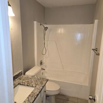TW Handywork - Resurfaced tub and made look brand new - Handyman Near Me TW Handywork - Resurfaced tub and made look brand new - Handyman Near Me