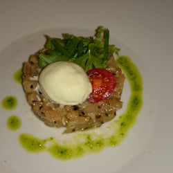 La Tête de l'Art - Tartare de bar et sa glace au wazabi, excellent !