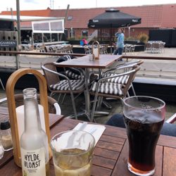 Strandgaarden - ØKO hyldeblomst saft og cola - samt legeplads til de små