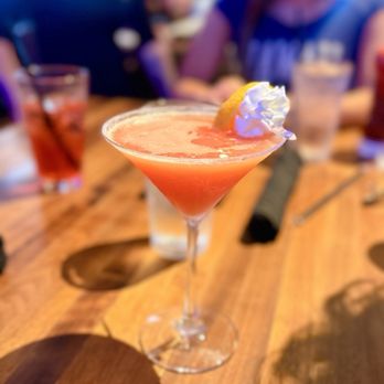 Yard House - Orange Yardtini - New American Near Me - Irvine, California