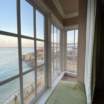 Spindrift Inn - Hotels Near Me - Monterey, California Spindrift Inn - Hotels Near Me - Monterey, California