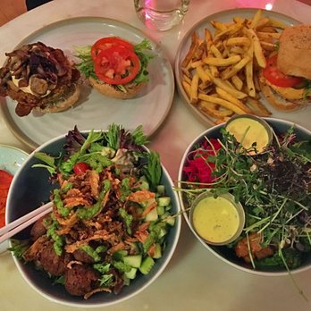 Fresh On Front - 2 different kinds of veggie burgers, Ultimate Falafel Salad, and Macrobiotic Bowl on soba noodles with grilled tempeh - Vegan Near Me - Toronto, Ontario