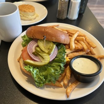 Carmen's Kitchen - Cheese burger with a side of ranch! - Breakfast & Brunch Near Me - Bingen, Washington