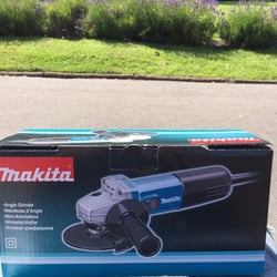 Power Tool Centre - New 110 volt grinder £40 bargain sale on this week 5 th July 2016..