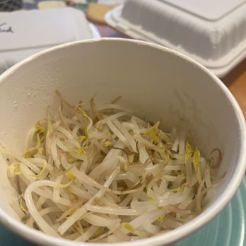 Kitakata Ramen Ban Nai - Lombard - bean sprouts on the side - Ramen Near Me - Lombard, Illinois Kitakata Ramen Ban Nai - Lombard - bean sprouts on the side - Ramen Near Me - Lombard, Illinois