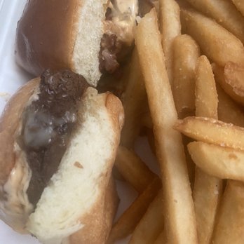 HI Sliders - Bacon Jam Sliders - Food Trucks Near Me - Mililani, Hawaii HI Sliders - Bacon Jam Sliders - Food Trucks Near Me - Mililani, Hawaii