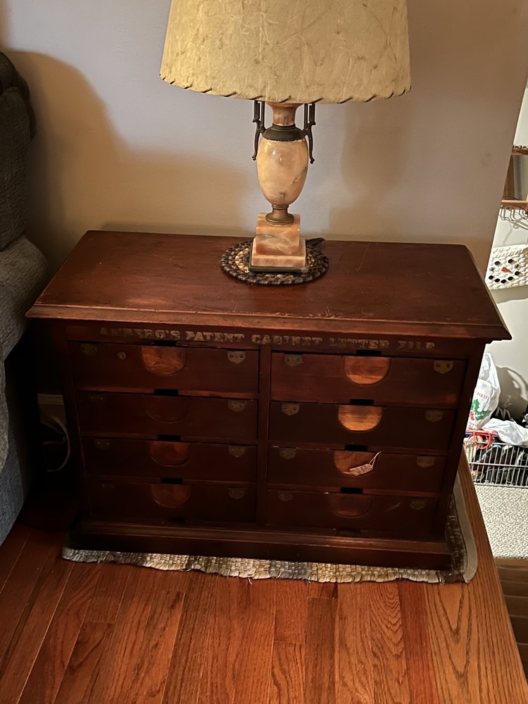 K&G TIME TRAVELER’S ANTIQUE MALL Updated August 2024 12 Photos 108 E Madison St, Kirklin