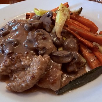 Chez Maman East - Veal with seasonal veggies - French Near Me - San Francisco, California Chez Maman East - Veal with seasonal veggies - French Near Me - San Francisco, California