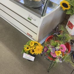 Sherman Farm Stand - Flowers