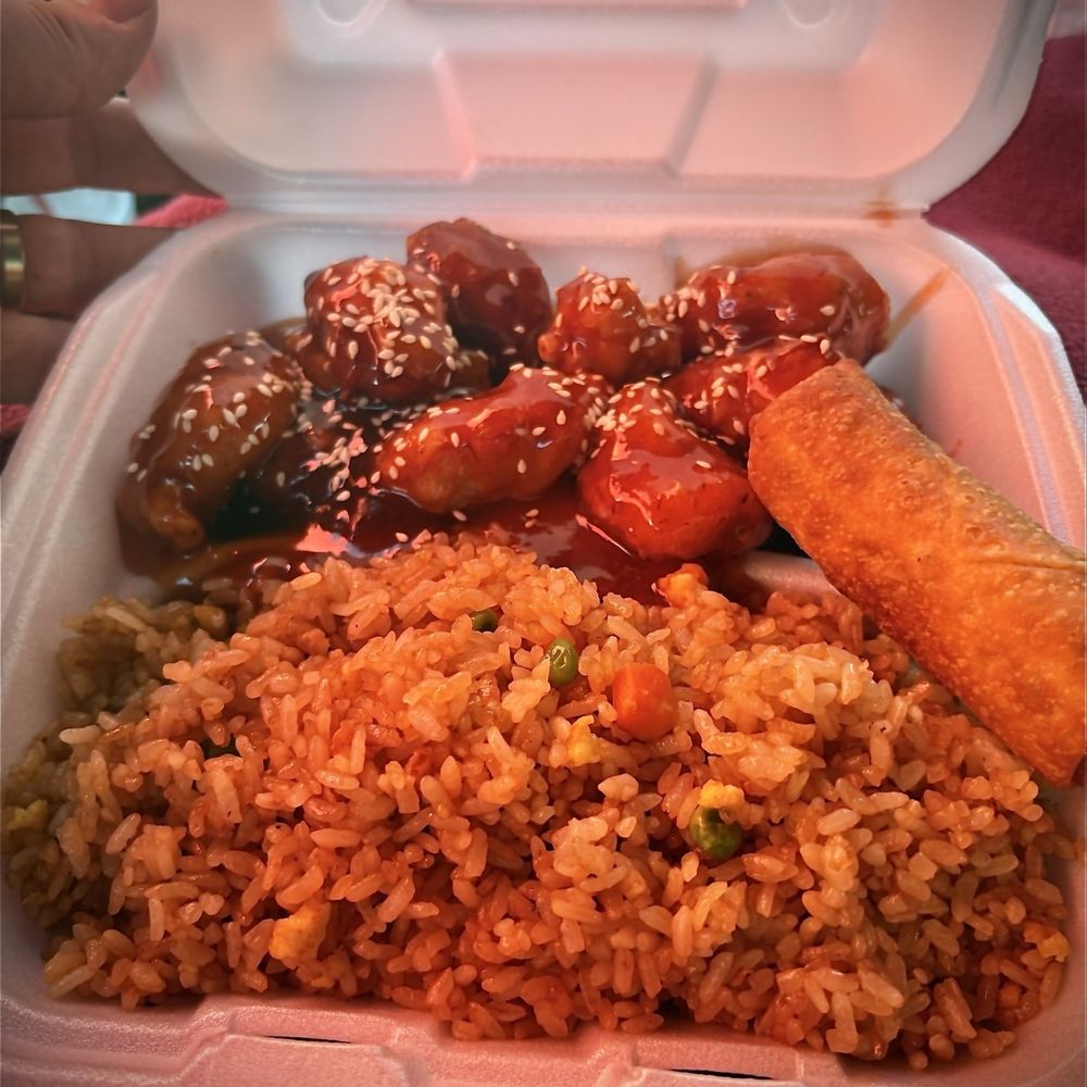 Emperors Japanese Grill - General Chicken and fried rice - Japanese Near Me - Derby, Kansas Emperors Japanese Grill - General Chicken and fried rice - Japanese Near Me - Derby, Kansas