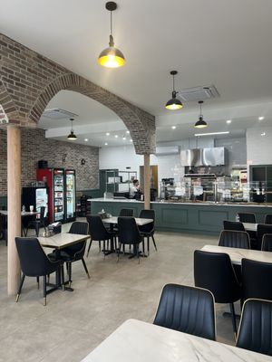 Vincenzo's Pizza by null