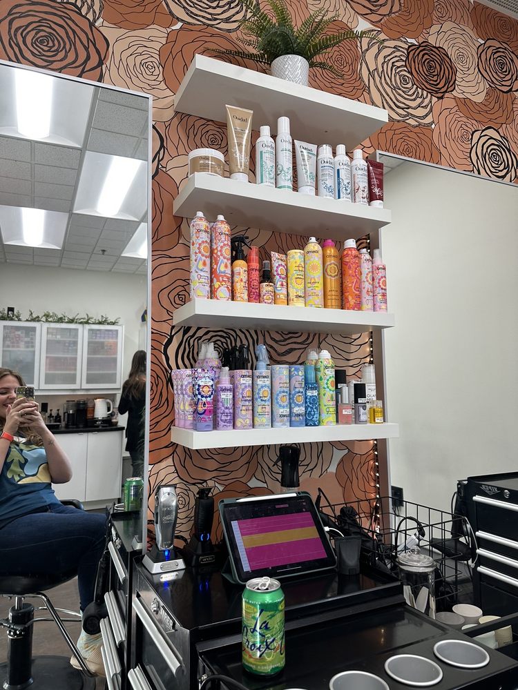 MODERN HAIR STUDIO 16 Updated October 2024 2401 Fairview Ave N