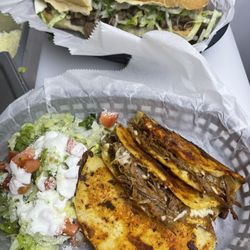 El Taconazo - Quesabirria