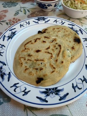 Pupusería Metapán by null