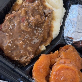 Cc's Kitchen - Meatloaf lunch with one side - Caterers Near Me - Winter Garden, Florida Cc's Kitchen - Meatloaf lunch with one side - Caterers Near Me - Winter Garden, Florida