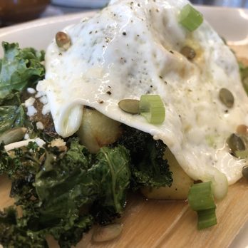 Dove's Luncheonette - Tamal de Pollo - Southern Near Me - Chicago, Illinois