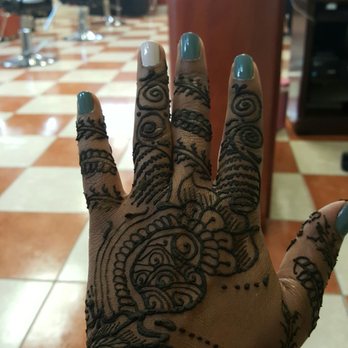 Mona's Threading and Salon - First time in shop. Henna is great and staff very friendly - Hair Salons Near Me - Smyrna, Georgia