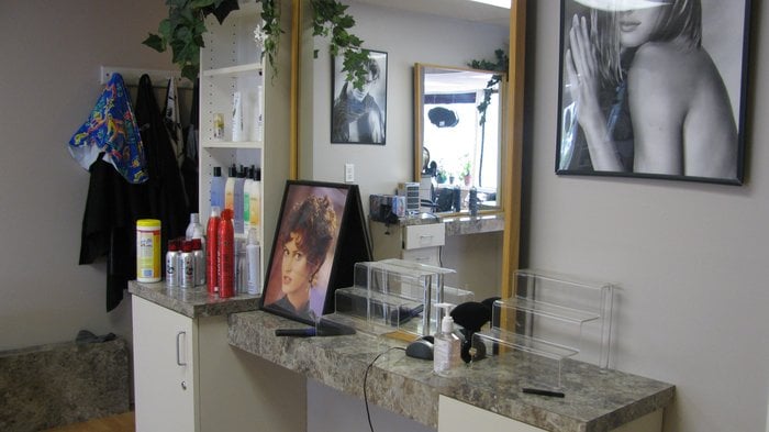 Epiphany Salon Logo